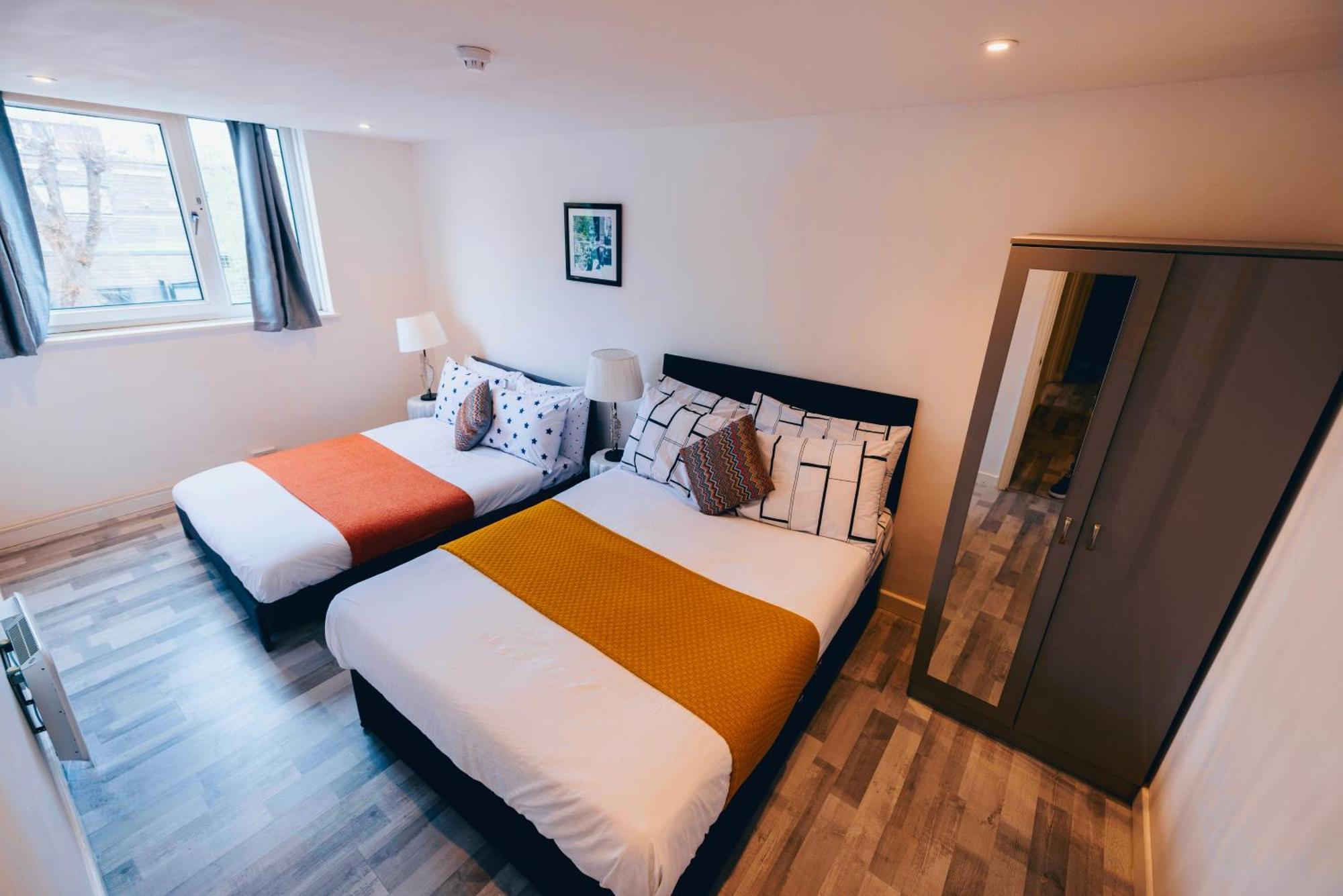 3 Bedroomflat-Free Parking-Wifi-Parking-8People Лондон Екстериор снимка